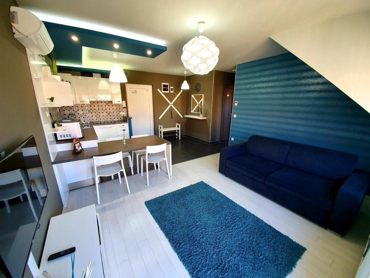 Appartamento Intro Apartman Sárvár Esterno foto